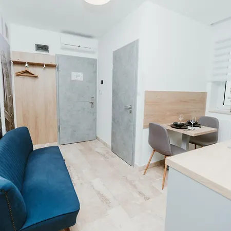 Apartment Ady54 *