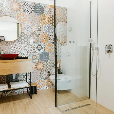 Ady54 Lejlighed Tata