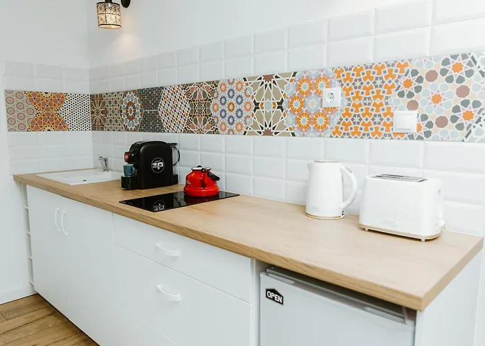 Ady54 Lägenhet Tata